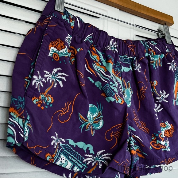 Patagonia | Barely Baggies Shorts Taco Stand Palm Tree Print - Picture 2 of 7